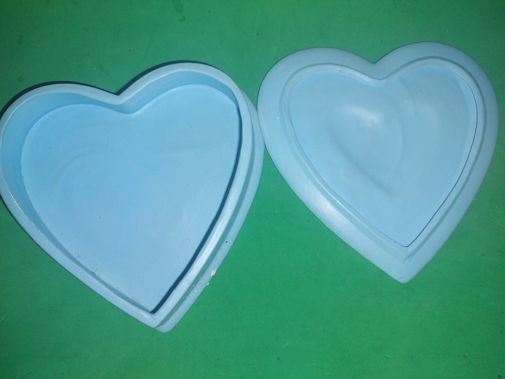 Hart shaped box